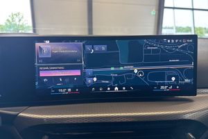 BMW i4 bild 16