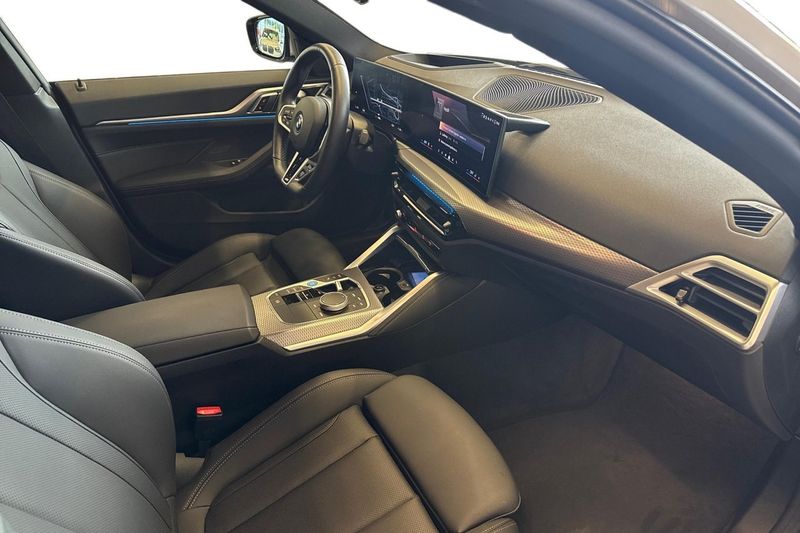 BMW i4 bild 12