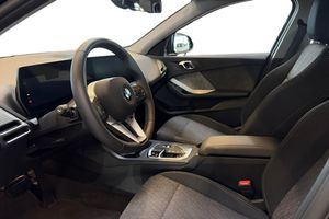 BMW 120 bild 18