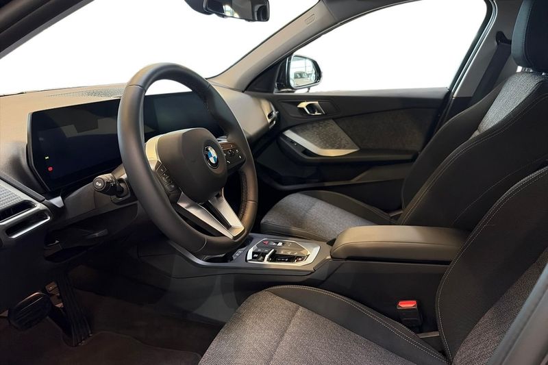 BMW 120 bild 18