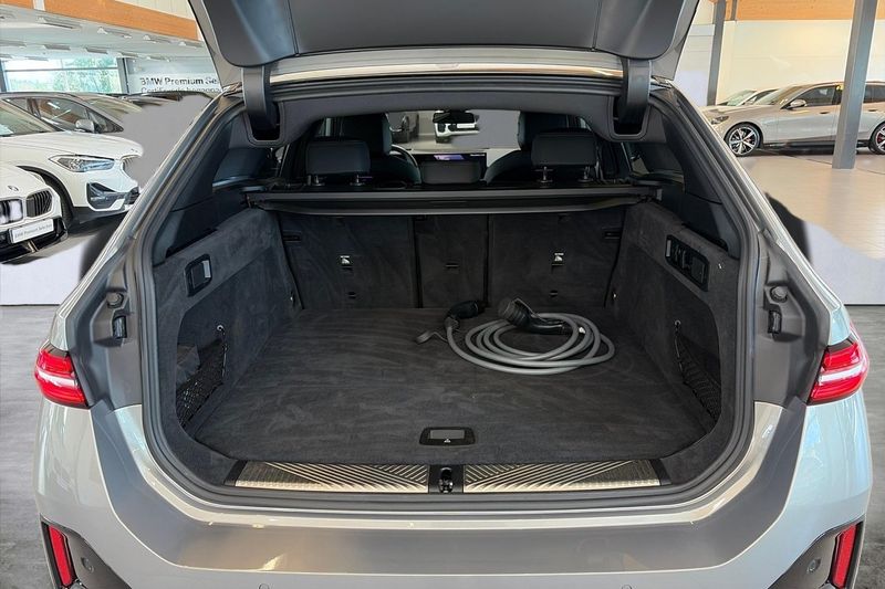 BMW 530 bild 13