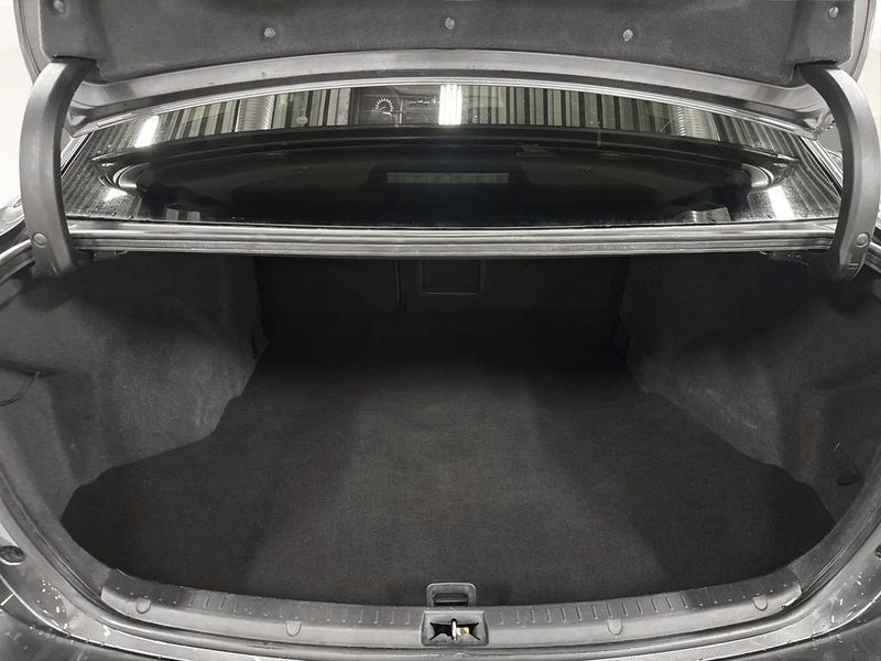 Toyota Avensis bild 13