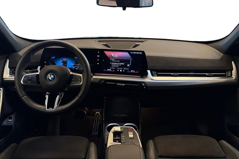 BMW X1 bild 8