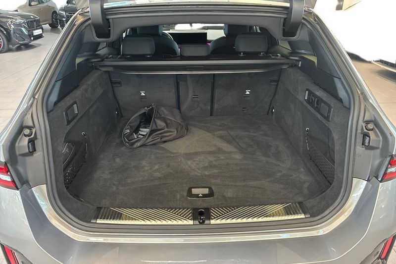 BMW 530 bild 10
