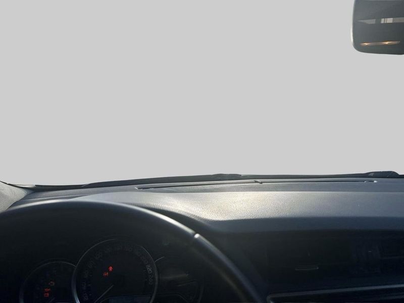 Toyota Auris bild 16