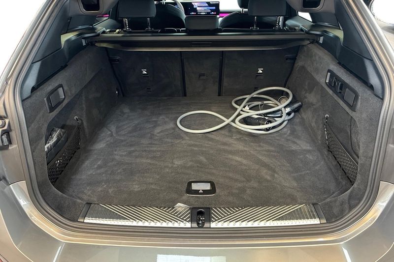 BMW 530 bild 10