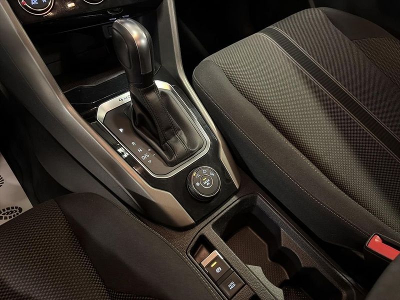 Volkswagen T-Roc bild 18