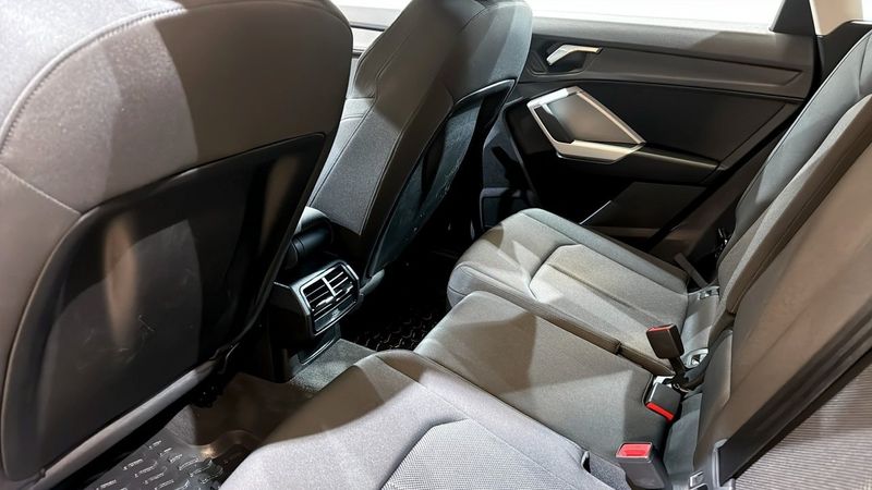 Audi Q3 bild 11