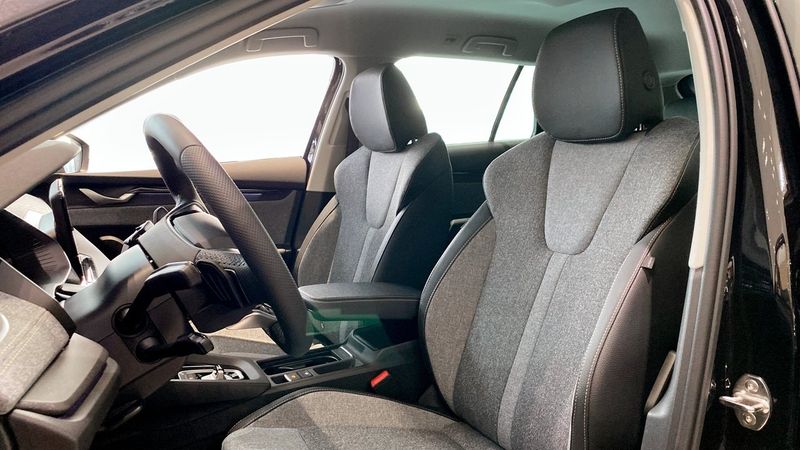 Skoda Octavia bild 7