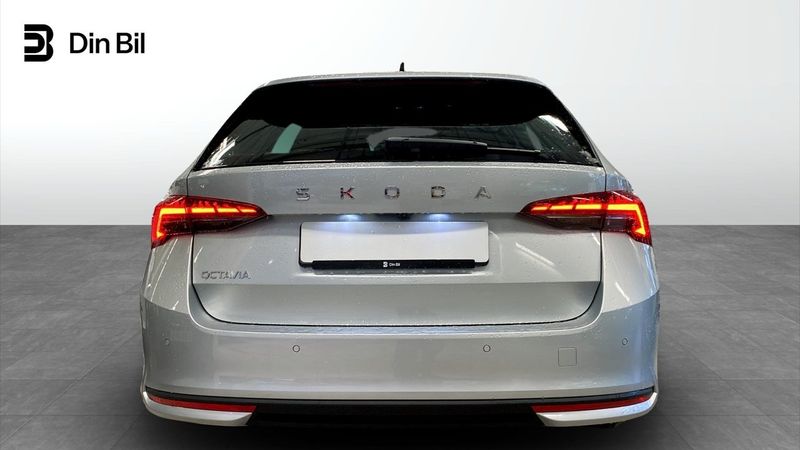 Skoda Octavia bild 5