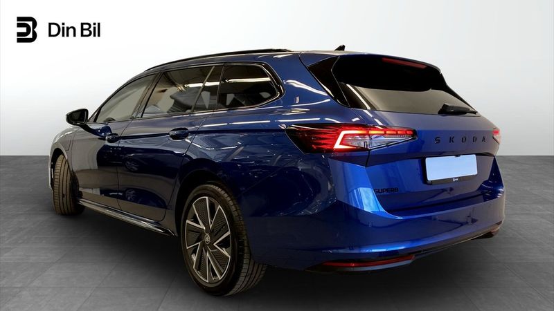 Skoda Superb bild 2