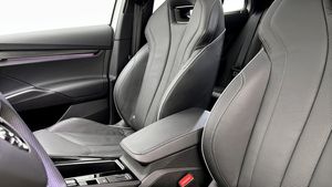 Skoda Enyaq bild 8