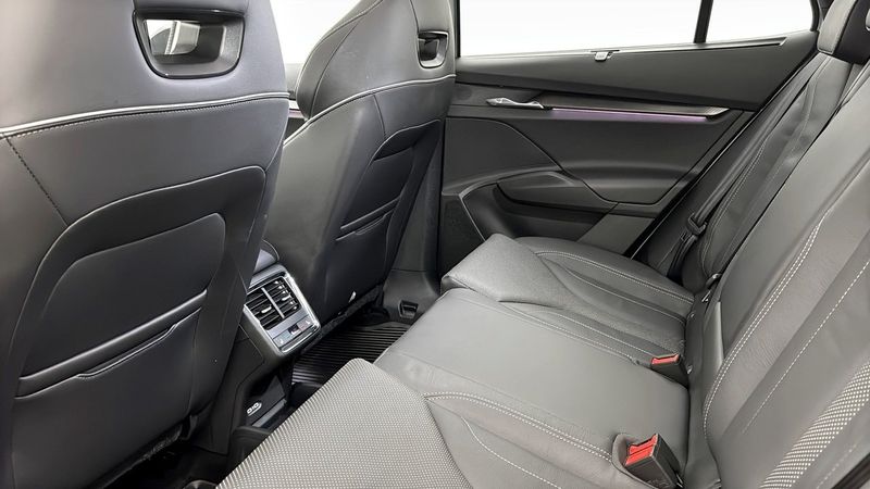 Skoda Enyaq bild 11