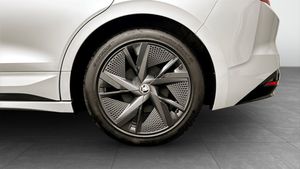 Skoda Enyaq bild 6