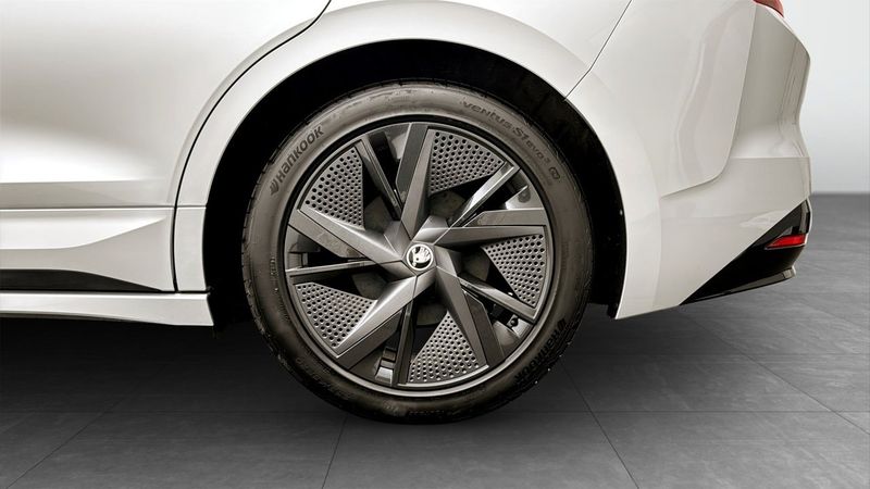 Skoda Enyaq bild 6