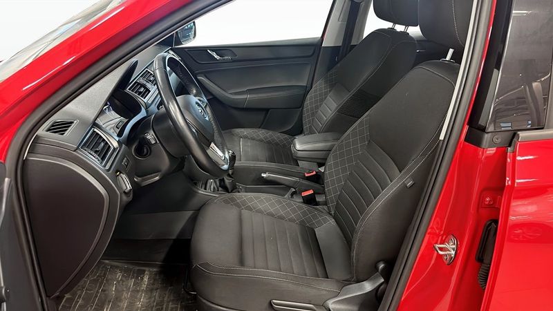 Skoda Rapid bild 8
