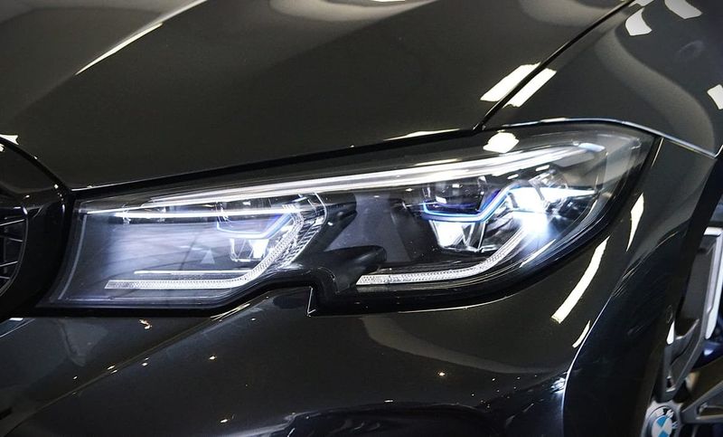 BMW 340 bild 10