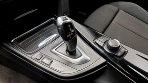 BMW 318 bild 11