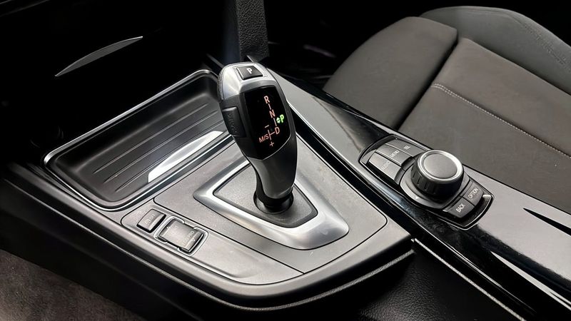 BMW 318 bild 11
