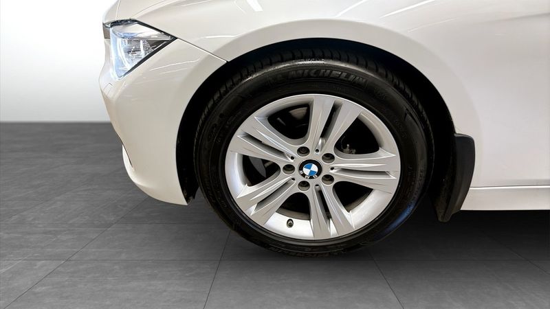BMW 318 bild 6