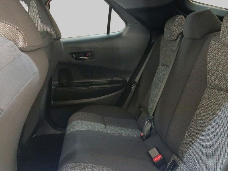 Toyota C-HR bild 10