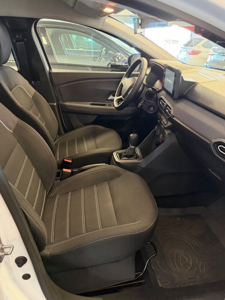 Dacia Sandero bild 4