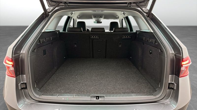 Skoda Superb bild 12