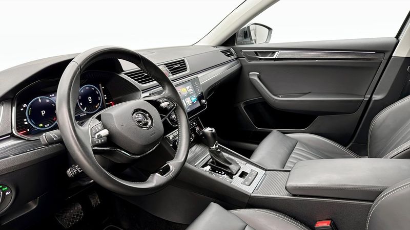 Skoda Superb bild 7