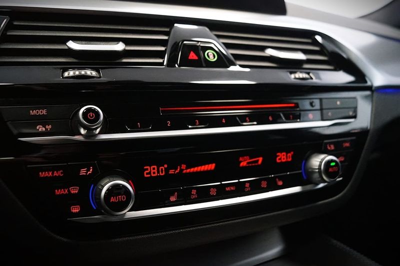 BMW 530 bild 18