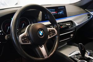 BMW 530 bild 13