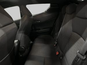 Toyota C-HR bild 11