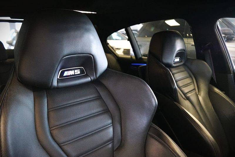 BMW M5 bild 33