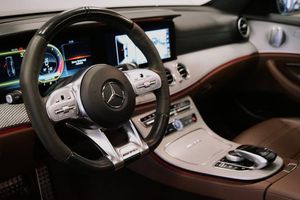 Mercedes E63 AMG bild 12