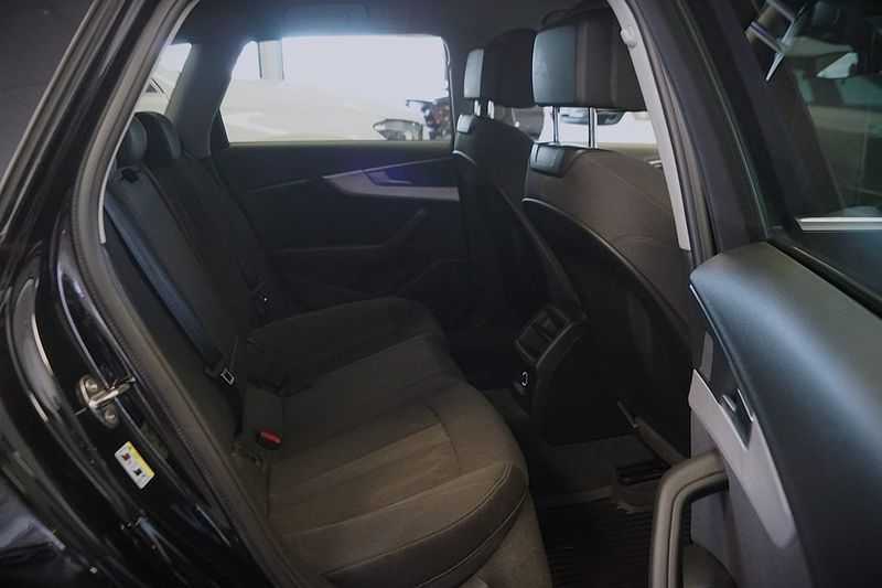 Audi A4 bild 16