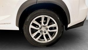 Lexus NX bild 6
