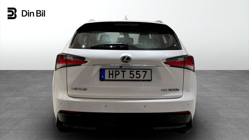 Lexus NX bild 5