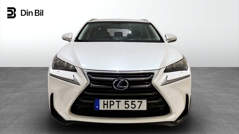 Lexus NX bild 4