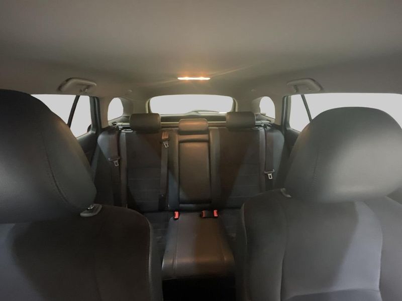 Toyota Avensis bild 19