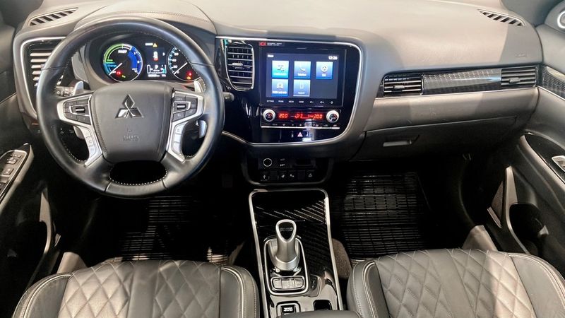 Mitsubishi Outlander bild 15