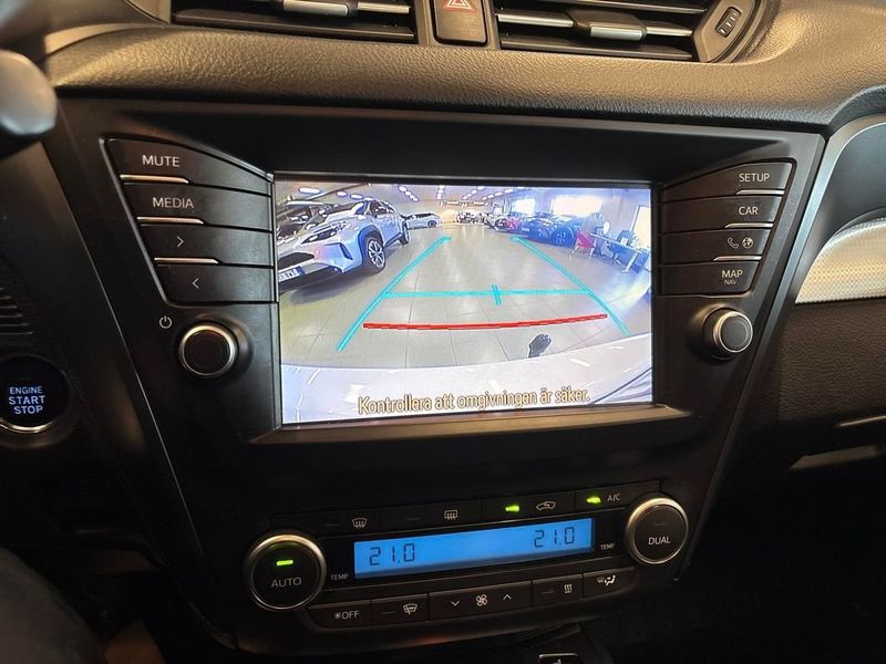 Toyota Avensis bild 16