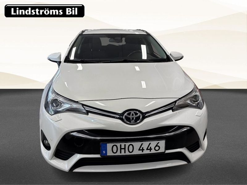Toyota Avensis bild 8