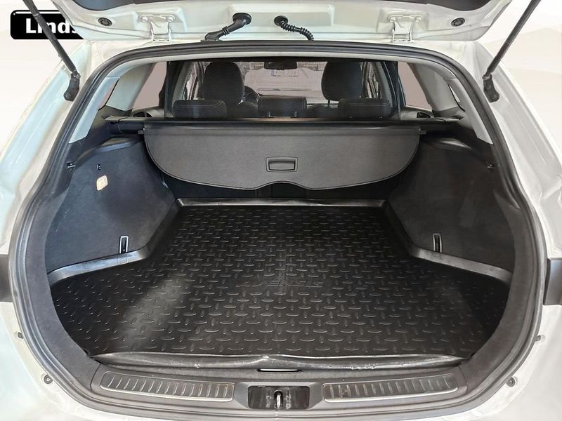 Toyota Avensis bild 12