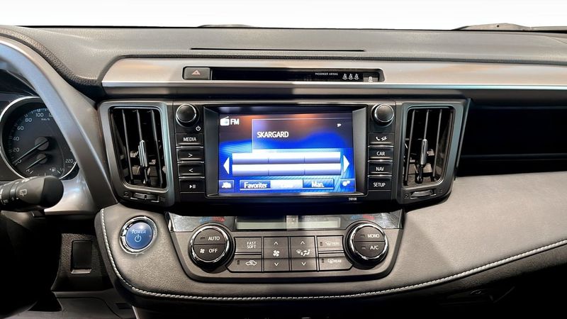 Toyota RAV4 bild 9