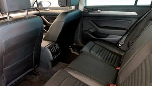 Volkswagen Passat bild 11