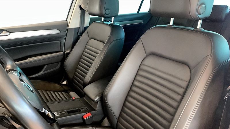 Volkswagen Passat bild 8