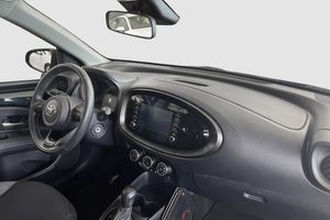 Toyota Aygo X bild 9
