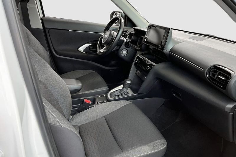 Toyota Yaris Cross bild 9