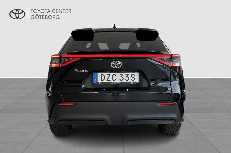 Toyota bZ4X bild 7