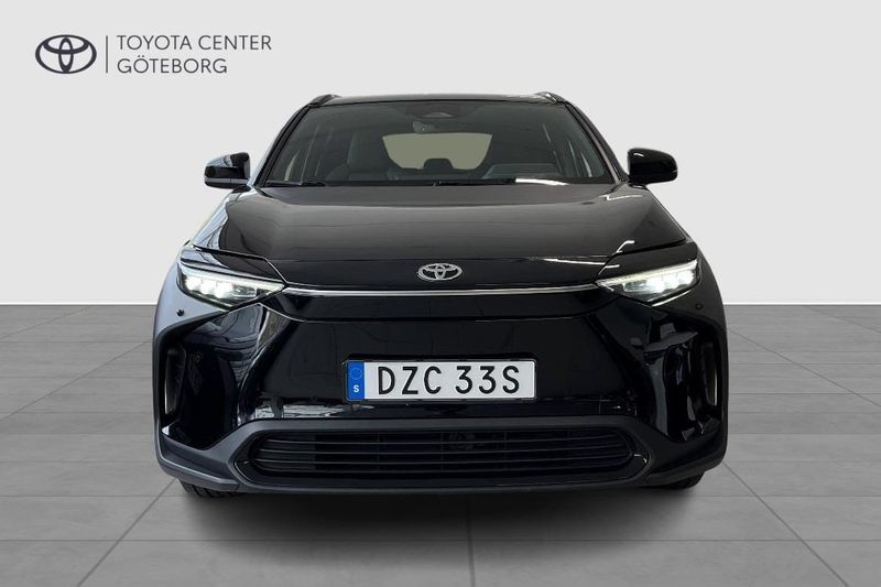 Toyota bZ4X bild 8