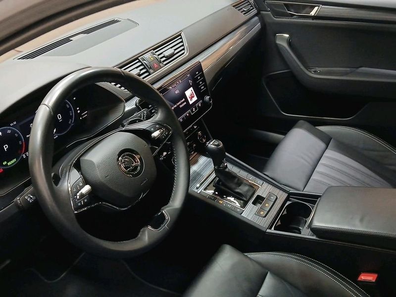 Skoda Superb bild 13
